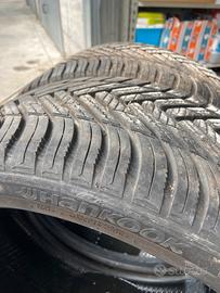 gomme 4 stagioni 225/40/18