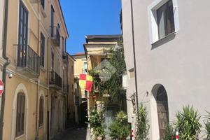 3 LOCALI A BENEVENTO