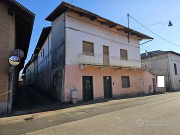 Immobile in asta di 122 m² con 3 locali a Foglizzo