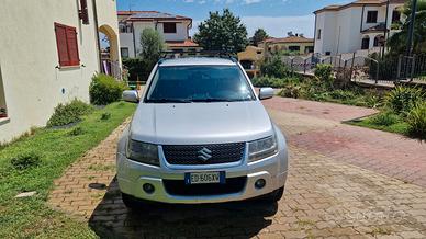 Suzuki Grand Vitara 5 porte, motore 1.9 DDiS