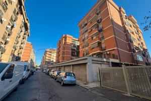 Magliana - Locale commerciale