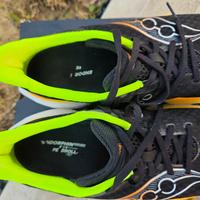 Saucony endorphine speed 5 tg42