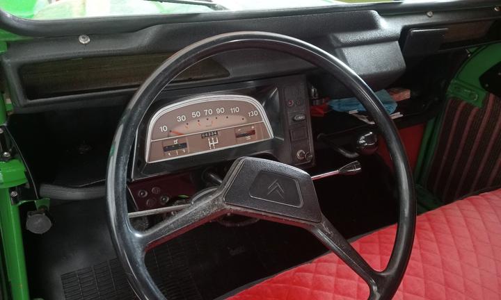 Citroen 2Cv anno 1976