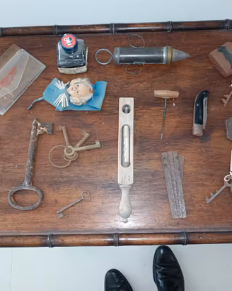 Lotto oggetti antichi e vintage