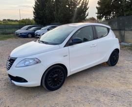 Lancia Ypsilon 1.2 69 CV 5 porte Elle