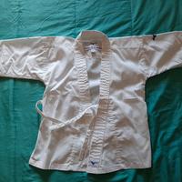 Kimono e Guanti Karate