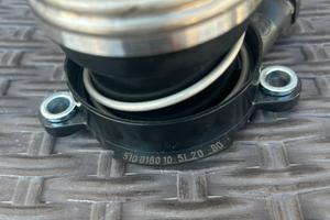 Dispositivo disinnesto centrale, Frizione