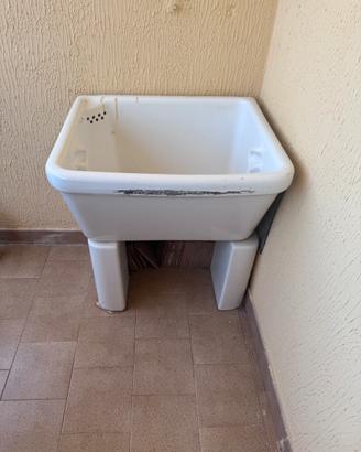 Pilozza lavabo in ceramica 60x52x38/69