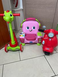 Giochi  bambini. Monopattino Vespa Poltrona intera