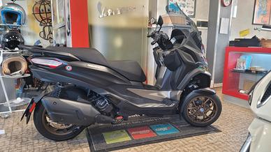 Piaggio MP3 530 hpe Exclusive