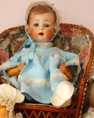 bambola di porcellana anno 1827