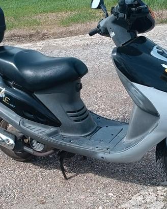 Scooter Attila 125