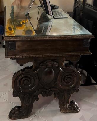 Scricania in legno