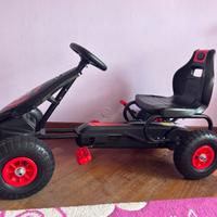 Macchina Go Kart Rosso e Nero