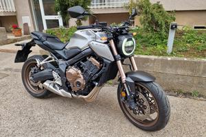 Honda CB650 da vetrina 