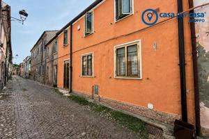 Stanze e posti letto in centro ad Adria