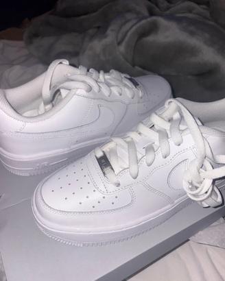 Nike Air Force 1 bianche☑️42