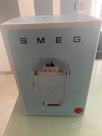 Spremiagrumi elettrico SMEG