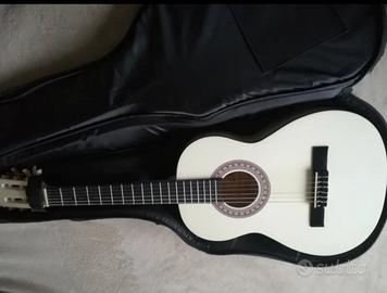 Chitarra classica EKo CS bianca