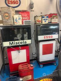 Coppia distributori Esso