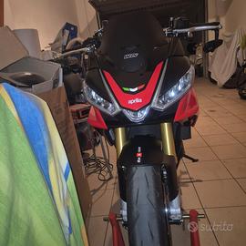 Tuono V4