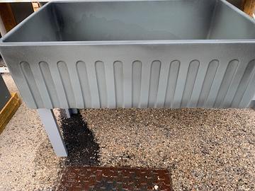 Lavabi in ceramica smaltata