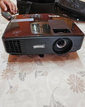 Telo Professionale + Videoproiettore BenQ