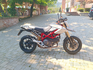 Vendo hypermotard 796 2012
