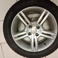 treno cerchioni 16"con gomme invernali