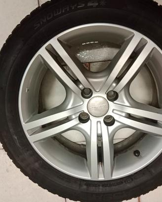 treno cerchioni 16"con gomme invernali