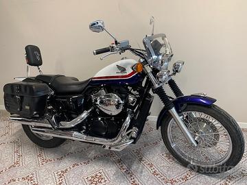 Honda VT 750 S - 2011