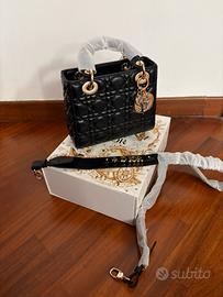 Borsa in vera pelle, modello Lady Dior piccola