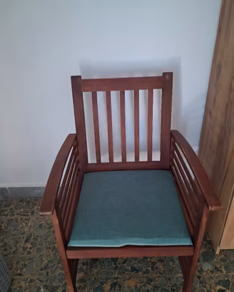 poltrona in legno 