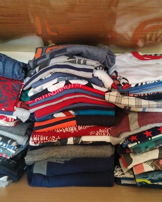 Vestiti Maglie Pantaloni Felpe