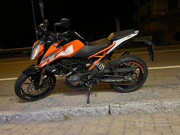 ktm duke 125