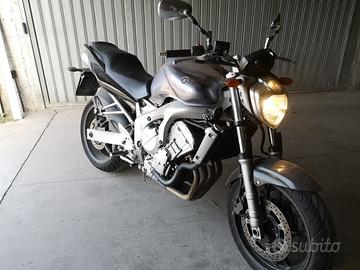 Yamaha Fz6