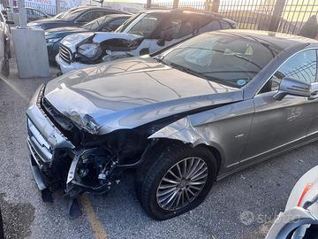 Mercedes CLS 350 incidentata