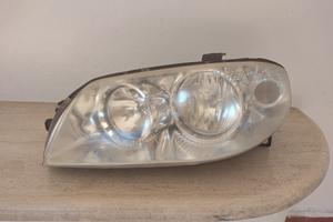 Faro anteriore SX Fiat Punto