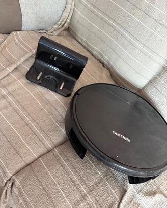 Robot aspira lava pavimenti