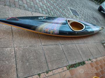 Kayak in vetroresina 