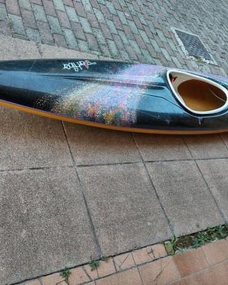 Kayak in vetroresina 