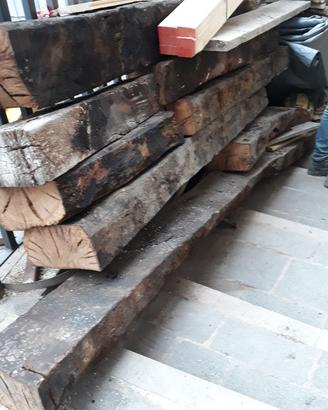 Travi e travicelli in legno di rovere