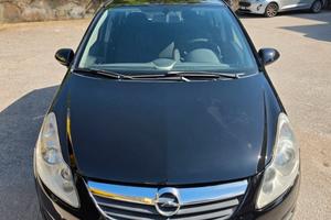 Opel Corsa 1.0 12V 5 porte GPL