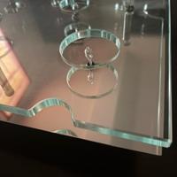 Plafoniera in vetro e specchio