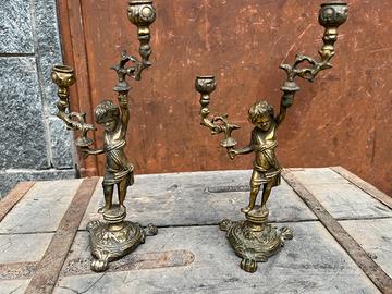 Coppia di Candelabri Vintage in Ottone