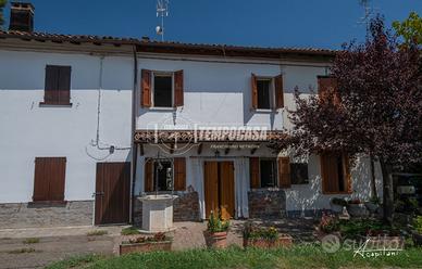 Porzione di casa da ristrutturare.