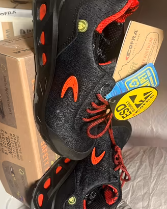 Scarpe da lavoro Cofra nuove
