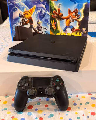 PS4 Slim 1TB + 11 giochi