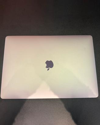 Macbook Pro 15” 2018 i7 - 16GB ram - 512SSD