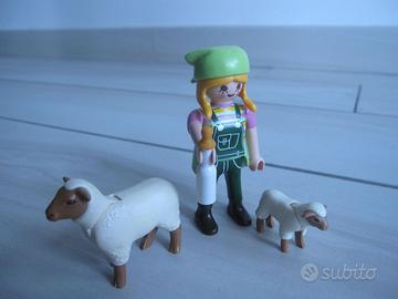 Playmobil Special Plus Ragazza Agnellino